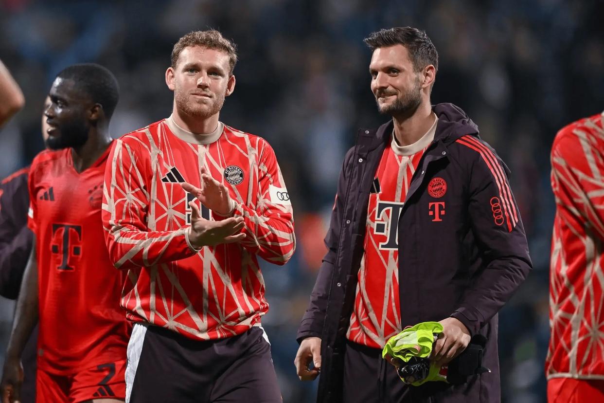 意大利队新款主场球衣谍照-9体育