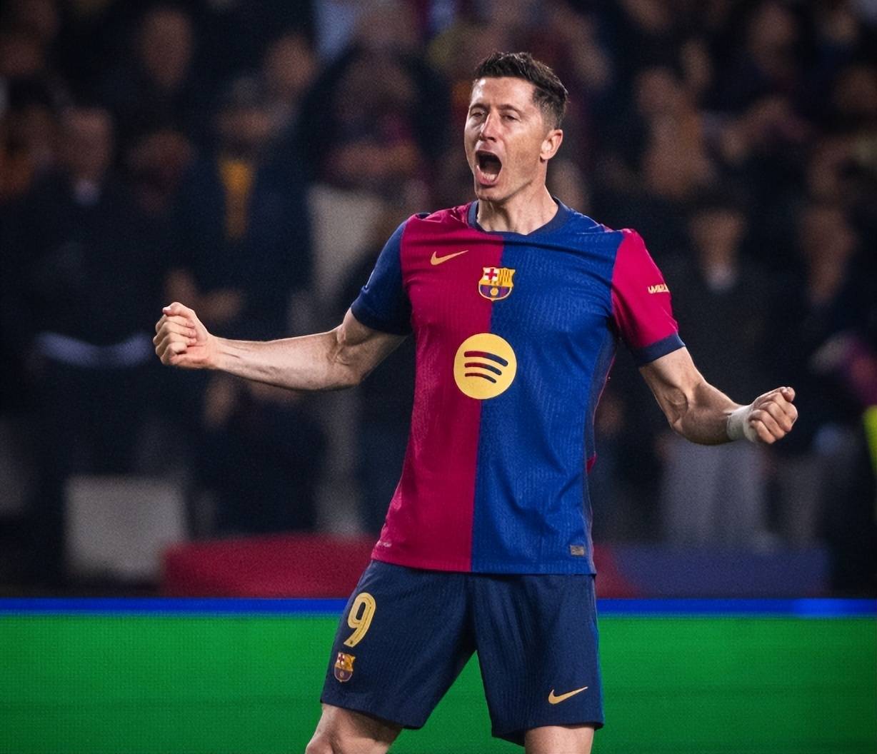 关于国际比赛日巴塞罗那调整名单以备欧冠；回应争议环节打磨；话题不断；临场指挥获称赞的信息-9体育