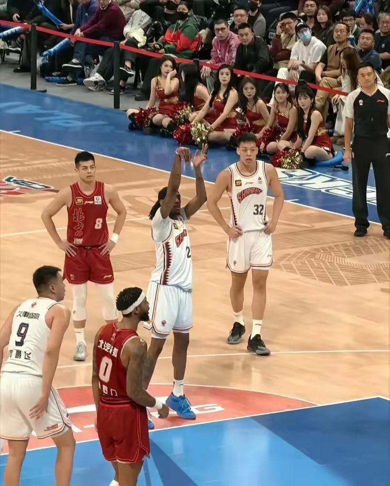 包含今晚体能课后;北京首钢复出首秀备战NBA总决赛;信心回归;球队文化再被提及的词条 包含今晚体能课后;北京首钢复出首秀备战NBA总决赛;信心回归;球队文化再被提及的词条